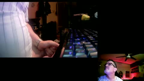 Snapshot of shrewtamer chatting on 12.10.24 shrewtamer online show from 12.10.24