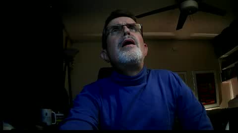 Snapshot of shrewtamer chatting on 12.19.24 shrewtamer online show from 12.19.24