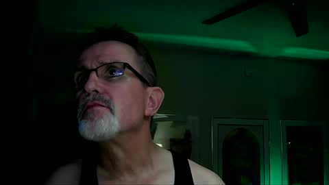 Snapshot of shrewtamer chatting on 02.15.25 shrewtamer online show from 02.15.25