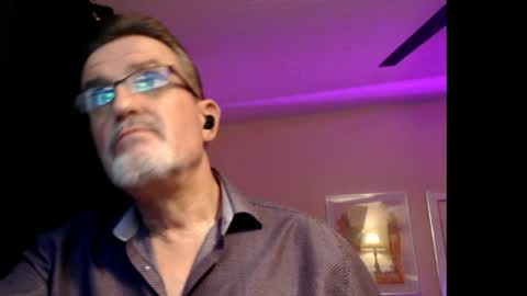 Snapshot of shrewtamer chatting on 03.01.25 shrewtamer online show from 03.01.25