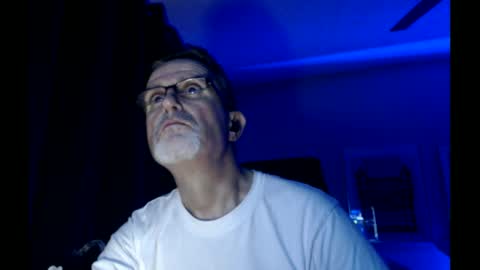 Snapshot of shrewtamer chatting on 03.04.25 shrewtamer online show from 03.04.25