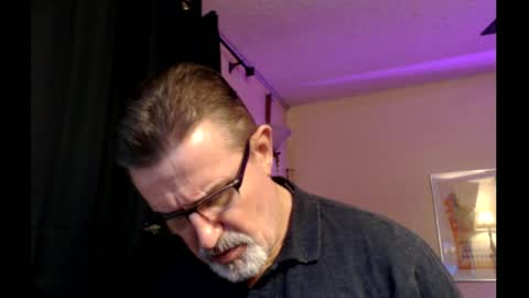 Snapshot of shrewtamer chatting on 03.07.25 shrewtamer online show from 03.07.25