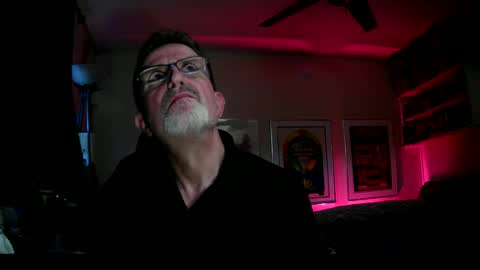 Snapshot of shrewtamer chatting on 03.09.25 shrewtamer online show from 03.09.25