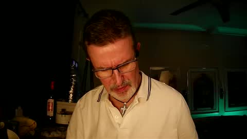 Snapshot of shrewtamer chatting on 09.09.25 shrewtamer online show from 09.09.25