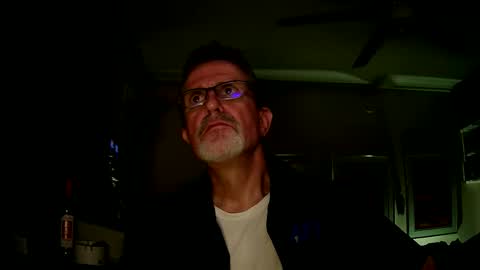 Snapshot of shrewtamer chatting on 09.26.25 shrewtamer online show from 09.26.25