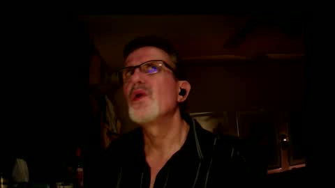 Snapshot of shrewtamer chatting on 11.15.25 shrewtamer online show from 11.15.25