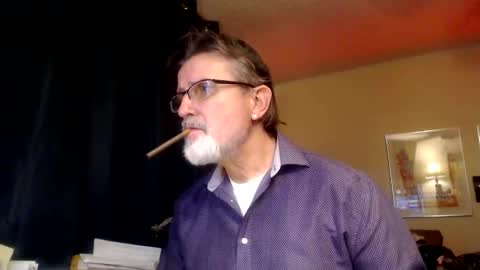 Snapshot of shrewtamer chatting on 01.15.26 shrewtamer online show from 01.15.26