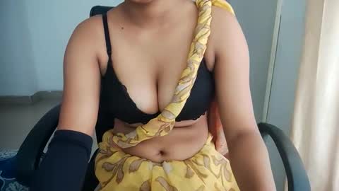 Snapshot of shreya_0 chatting on 09.26.25 shreya_0 online show from 09.26.25