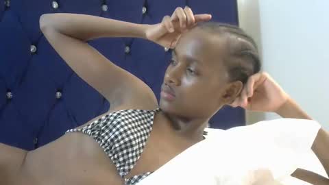 Snapshot of shugar7260 chatting on 12.05.25 shugar7260 online show from 12.05.25