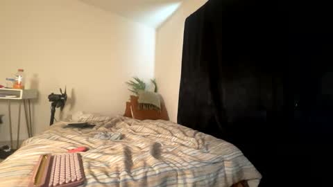 shurthingxx online show from 02.25.25