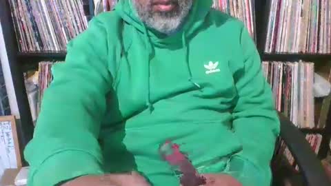 Snapshot of shy333 chatting on 01.14.25 SHY333 online show from 01.14.25