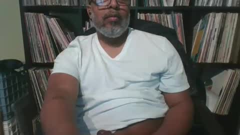 Snapshot of shy333 chatting on 04.14.26 SHY333 online show from 04.14.26