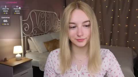 Polly online show from 05.09.26