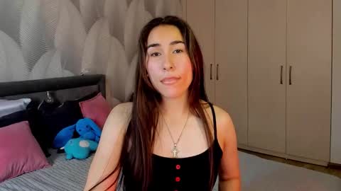 Mika online show from 11.11.25