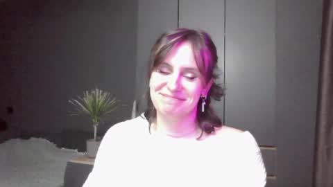 shy_miracle online show from 03.31.26