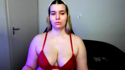 shy_nerd_babyy online show from 04.30.26