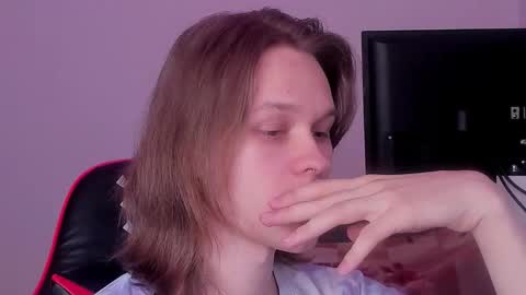 Snapshot of shy_nny chatting on 09.12.25 Mark online show from 09.12.25