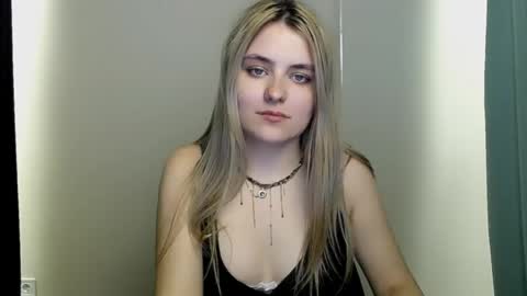 shy_sabrina_ online show from 04.16.26