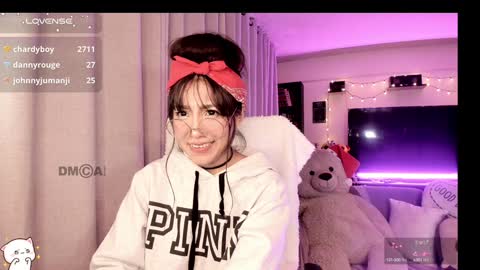 Snapshot of shyangie24 chatting on 01.05.25 Angeline 3 independent come here when am horny... online show from 01.05.25