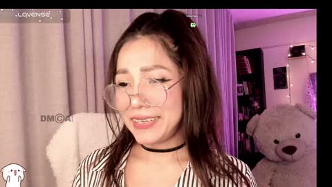 Snapshot of shyangie24 chatting on 01.12.25 Angeline 3 independent come here when am horny... online show from 01.12.25