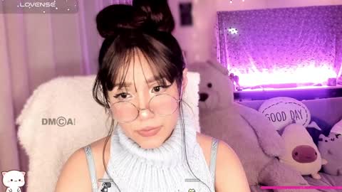 Snapshot of shyangie24 chatting on 01.25.25 Angeline 3 independent come here when am horny... online show from 01.25.25