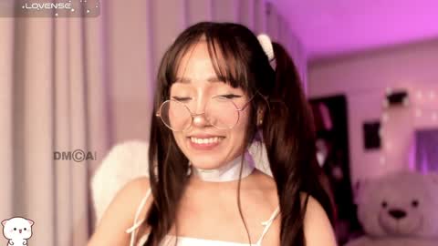 Snapshot of shyangie24 chatting on 01.27.25 Angeline 3 independent come here when am horny... online show from 01.27.25