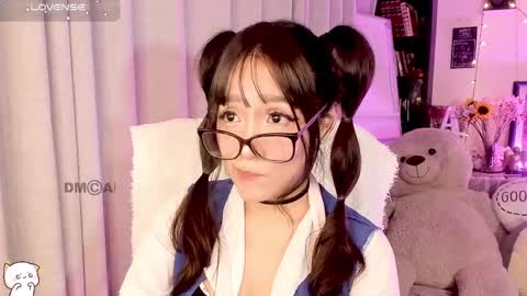 Snapshot of shyangie24 chatting on 03.07.25 Angeline 3 independent come here when am horny... online show from 03.07.25