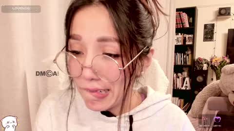 Snapshot of shyangie24 chatting on 09.28.25 Angeline 3 independent come here when am horny... online show from 09.28.25