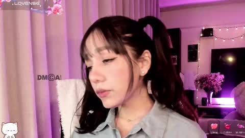 Snapshot of shyangie24 chatting on 10.12.25 Angeline 3 independent come here when am horny... online show from 10.12.25