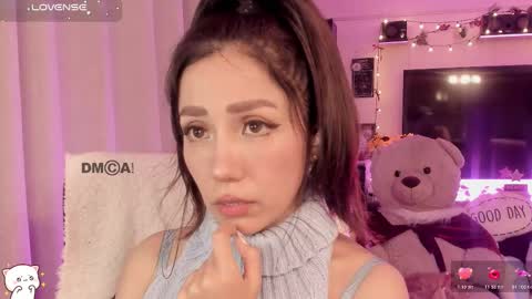 Snapshot of shyangie24 chatting on 11.12.25 Angeline 3 independent come here when am horny... online show from 11.12.25