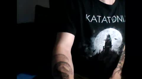 shyboyhugecum2020 online show from 12.31.24