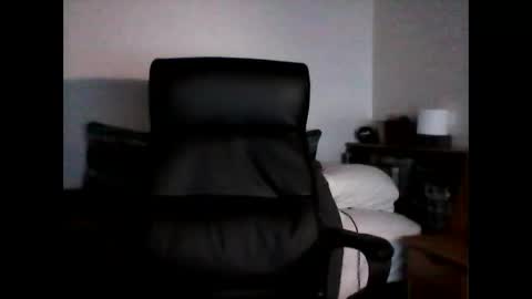 shyboyhugecum2020 online show from 02.28.25