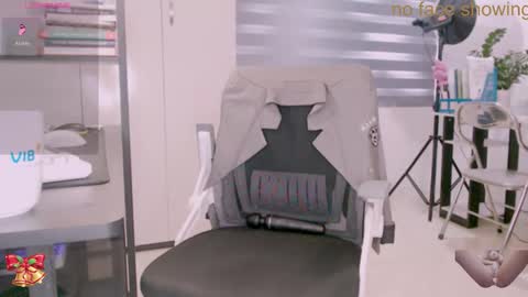 shyn_22 online show from 12.15.25