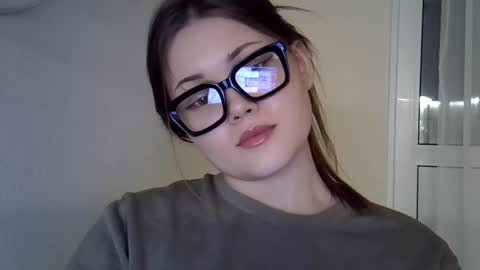 shynesssi online show from 01.08.25