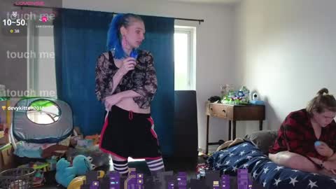 Hippie online show from 04.29.26