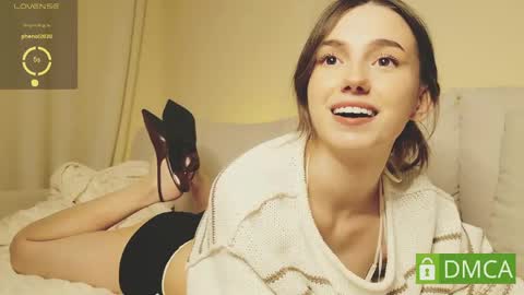 Snapshot of shypeachmaru chatting on 03.27.26 Mary online show from 03.27.26