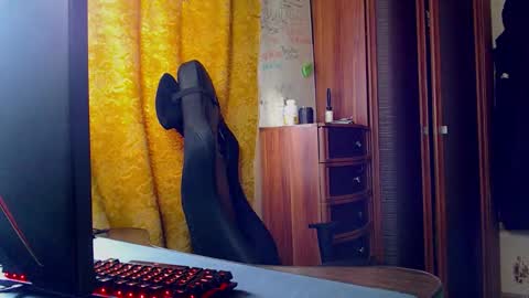 Tom and Betty online show from 02.03.26