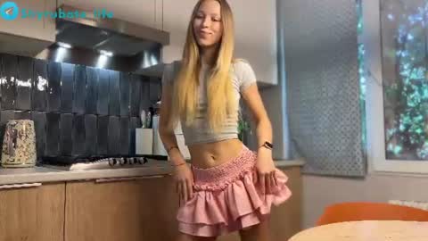 Aurora online show from 06.12.26