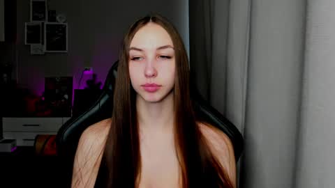 Snapshot of sia0610 chatting on 04.03.26 SIA online show from 04.03.26