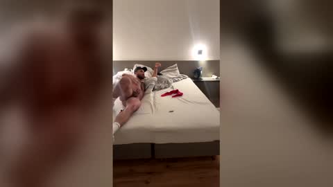 sian_1001 online show from 05.02.26