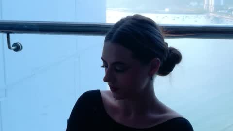 Snapshot of sienna_voss chatting on 03.02.26 sienna_voss online show from 03.02.26