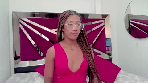 Sienna  online show from 03.13.26