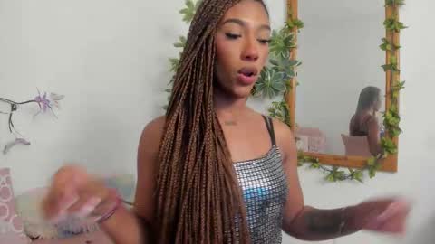 Sienna  online show from 03.15.26