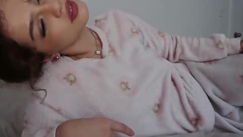 Sienna Sings online show from 05.30.26