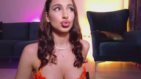 Sienna online show from 06.29.26