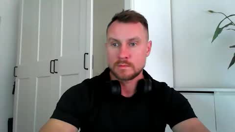 Snapshot of siggurd7one chatting on 09.20.25 Orlando online show from 09.20.25