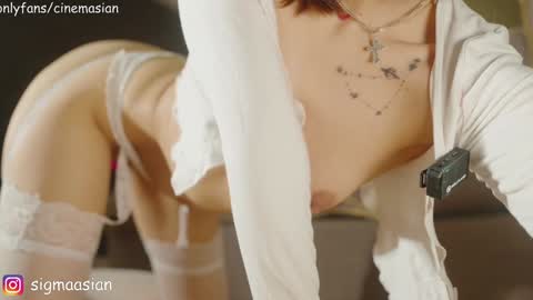 Snapshot of sigmasian chatting on 02.06.25 OF instagram sigmaasian twitter sigmasian online show from 02.06.25