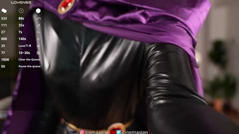 Snapshot of sigmasian chatting on 11.05.25 OF instagram sigmaasian twitter sigmasian online show from 11.05.25