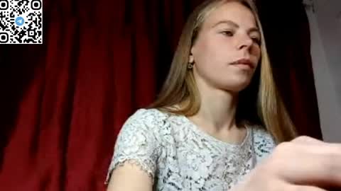 JULIANA online show from 04.25.26