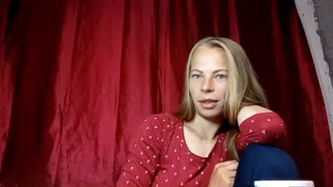 Snapshot of silentpassion567 chatting on 07.23.26 JULIANA online show from 07.23.26